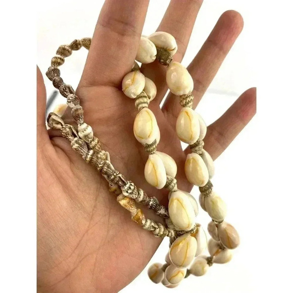 VTG Cowrie Shells Natural Seashells Beaded Long Necklace Handmade 32" - Picture 5 of 8